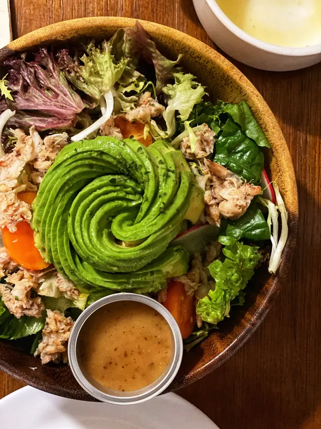 新鮮好味,牛油果份量超多,絕對值回票價