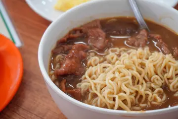 沙嗲牛肉公仔面