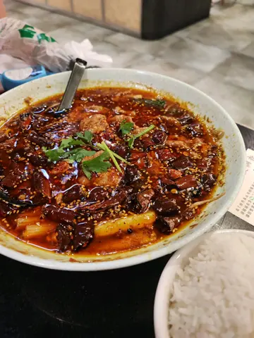 水煮牛肉