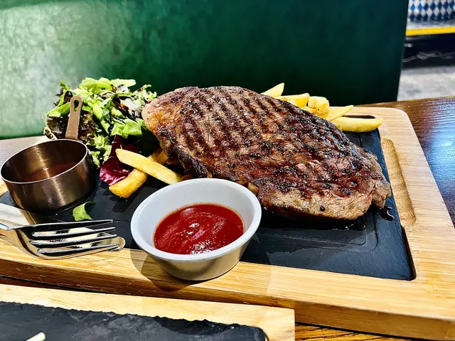 Black Angus Rib- weEye Steak (U.S.A) 10 OZ 美國頂級 黑安格妍肉眼扒 10 Oz