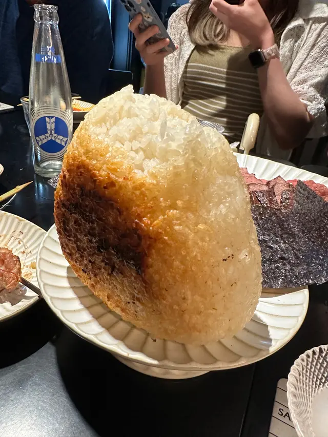 超大飯團  （隱藏料理）