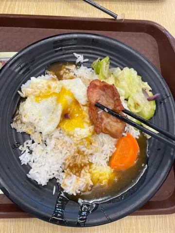 雞扒煎蛋飯