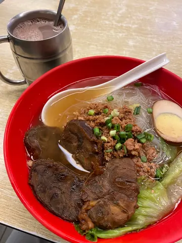 紅燒牛肉米粉