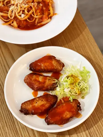 坚水牛城鸡翼