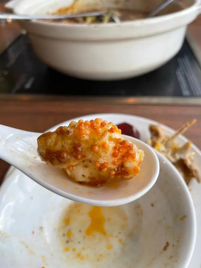 招牌手打蟹子墨魚滑