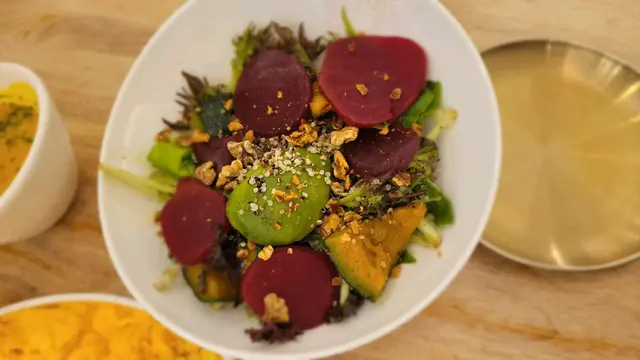 紅菜頭牛油果南瓜沙律