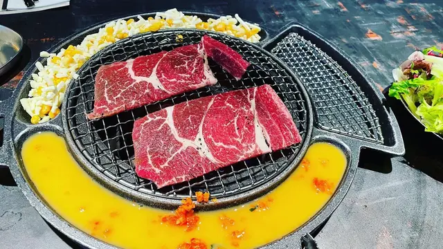 月見牛肩肉 、 食堂牛小排(鹽燒)