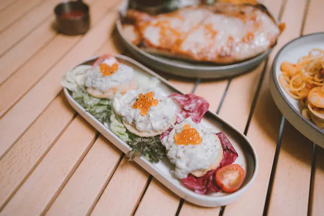 蟹肉三文魚籽Tostada