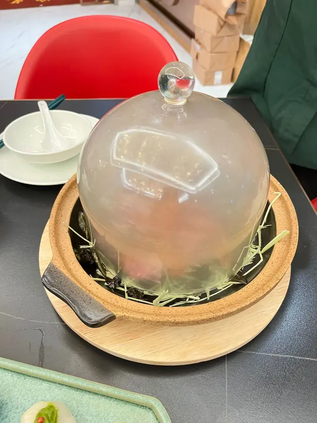 上桌時保持神秘感