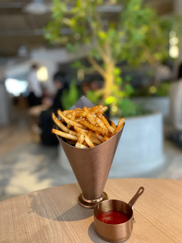 依比利豬背油薯條