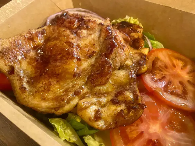 唐人街雞扒沙律