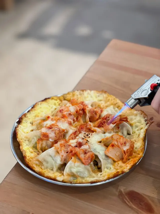 泡菜芝士玉子燒餃子