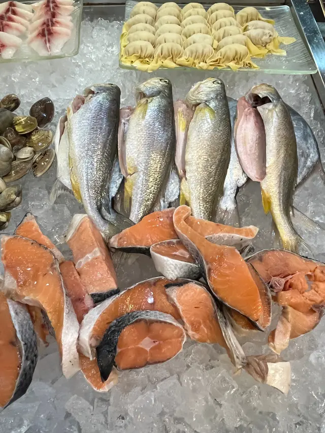 黃花魚，三文魚