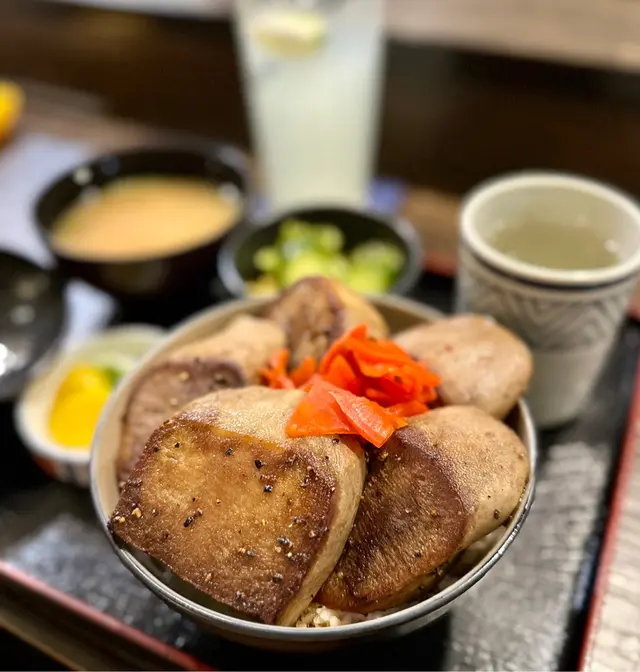 厚燒牛舌飯