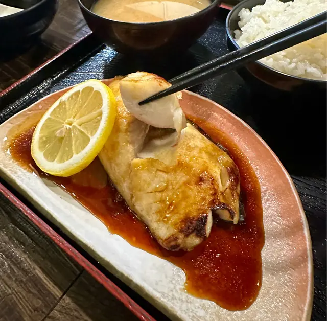 照燒銀鱈定食