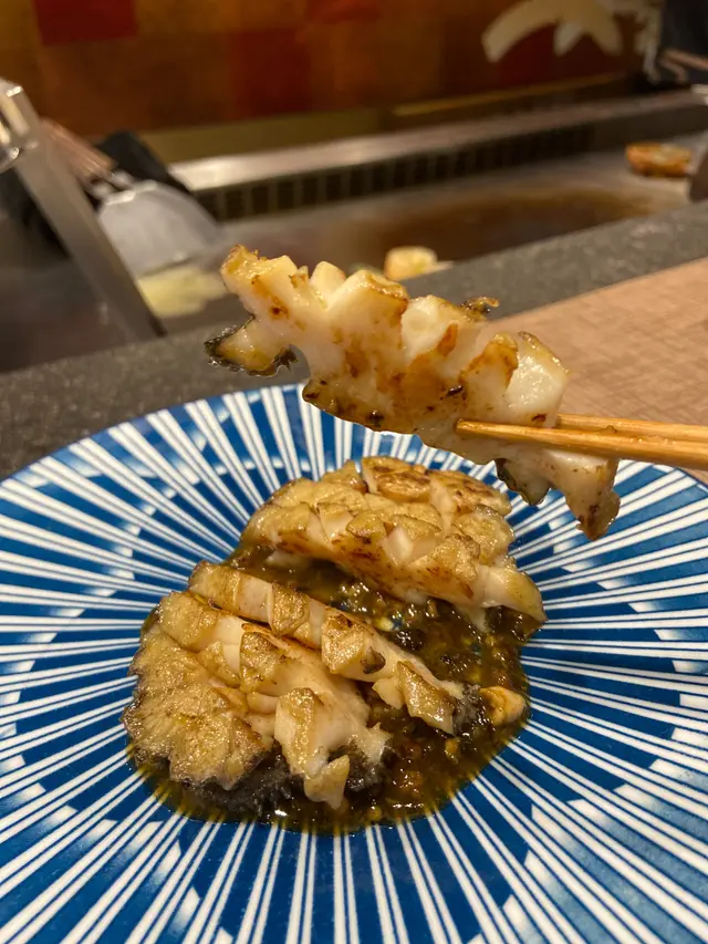 日本活鮑魚配西檸肝醬