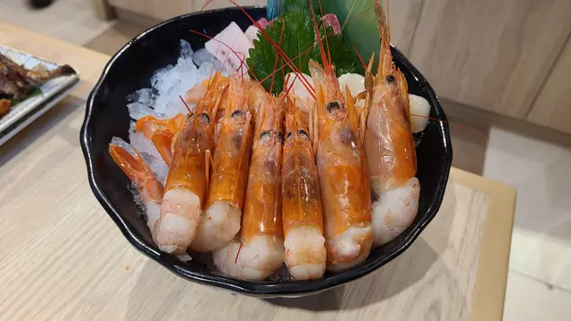北海道帶子, 赤蝦, 赤貝, 劍魚腩, 油甘魚