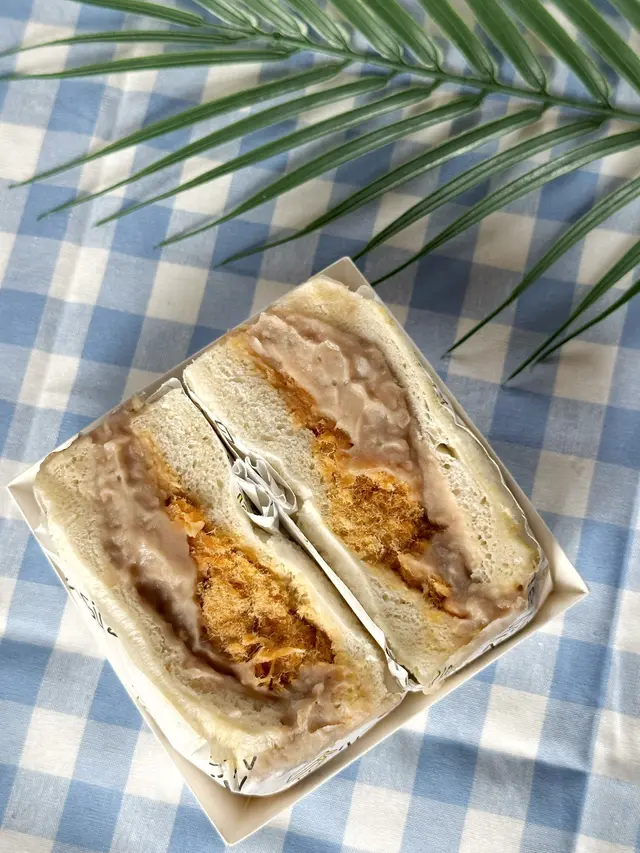 鮮芋泥肉鬆三文治