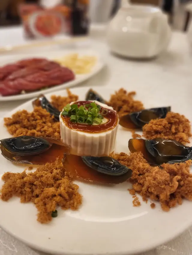 皮蛋肉鬆豆腐