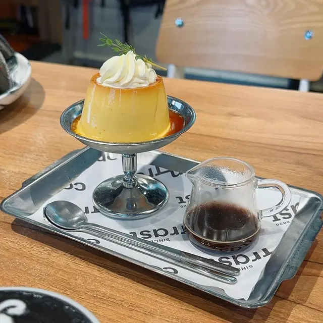 雞蛋布甸配House Espresso