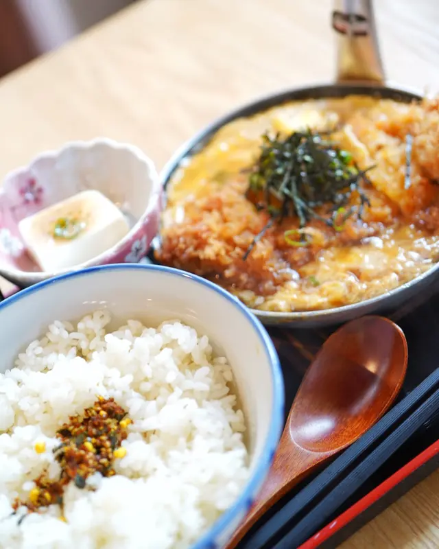 黃金黑豚豬扒PAN丼