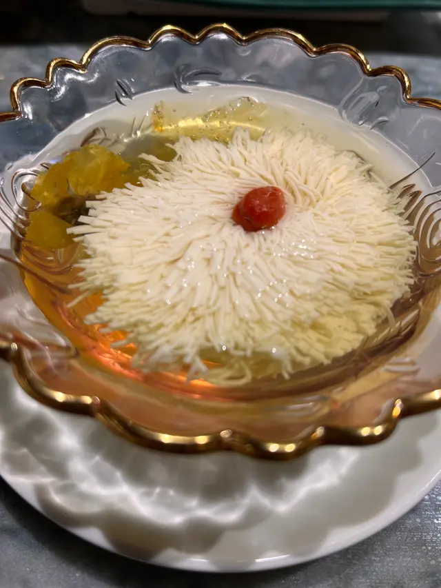 金菊桃膠燉手工菊花豆腐