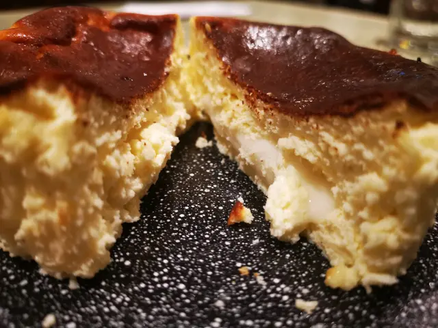 雲呢拿麻薯巴斯克芝士蛋糕