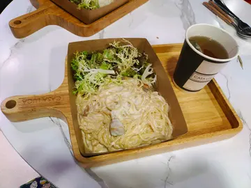 青柠汁蒜香意粉+薄荷茶