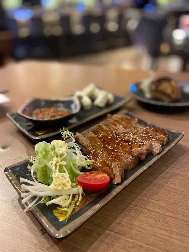 伊比利黑毛豚扒