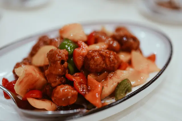 菠蘿千層咕嚕肉