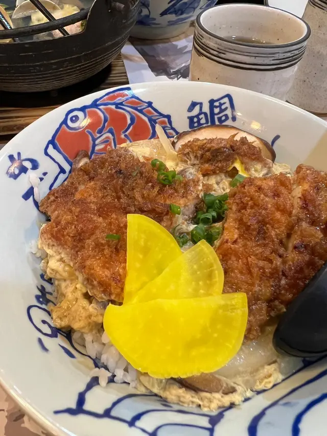 滑蛋豬扒丼