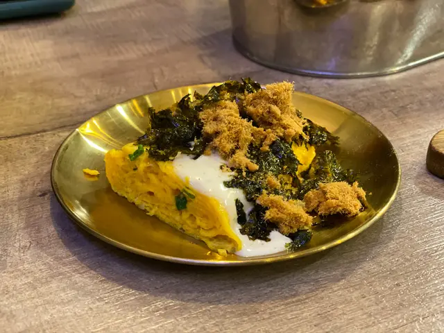 紫菜肉鬆蛋卷