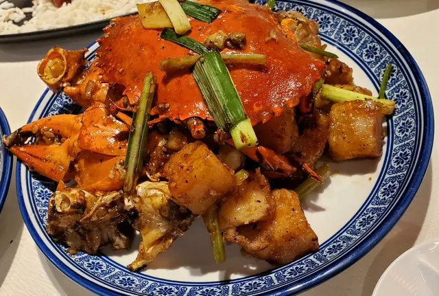 干煸黑胡椒蘿蔔糕蟹