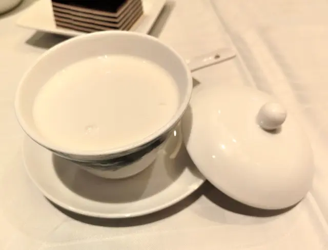 蛋白杏仁茶