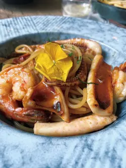 九層塔海鮮意粉