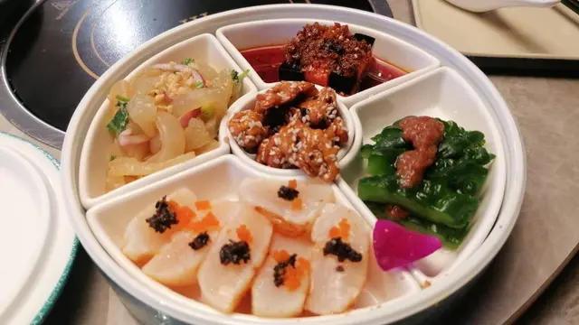 小洪盒子