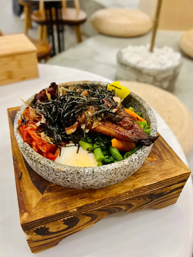 原條鰻魚溫泉蛋石鍋飯