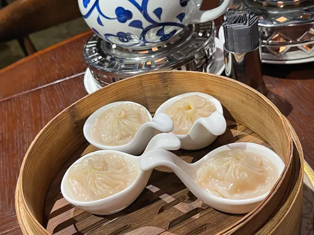 皮薄而有彈性 多汁 好吃