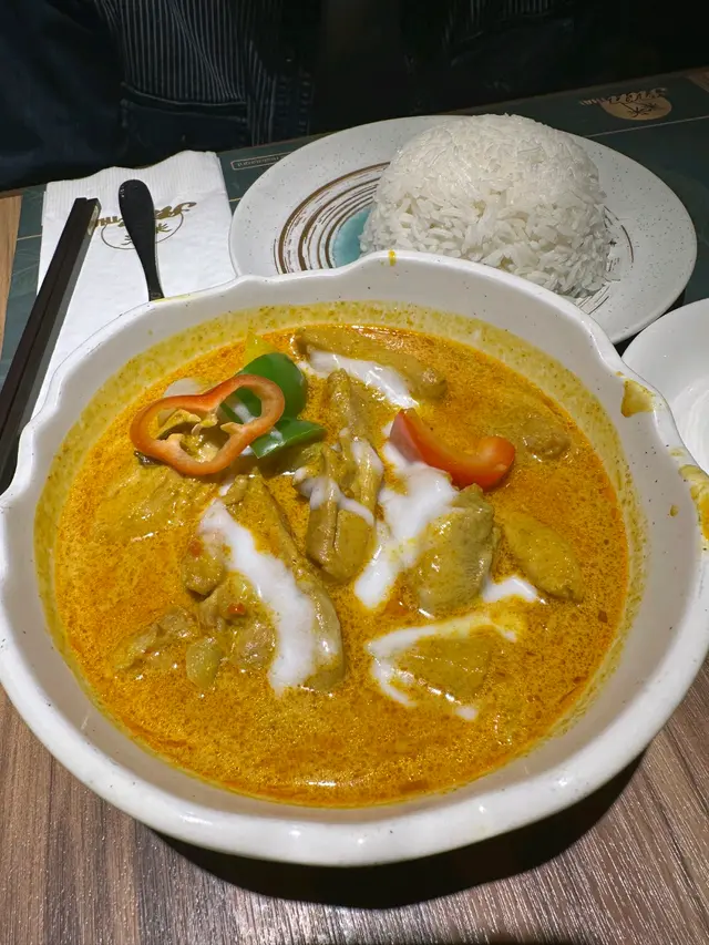 馬沙拉咖哩雞飯