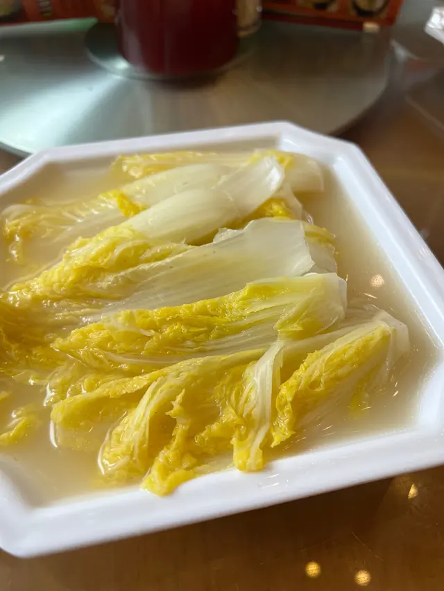 套餐寫翅湯時蔬，出單紙翅湯菜心，上枱變咗翅湯娃娃菜！