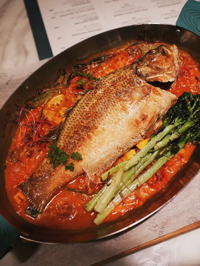 香草烤原條鱸魚