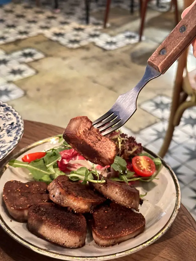 悉尼招牌鹽燒牛舌