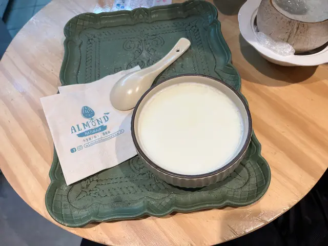 杏仁茶燉蛋白👎🏻👎🏻👎🏻