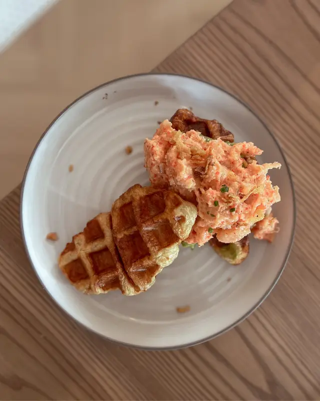 牛油果｜明太子｜蝦肉 牛角包窩夫