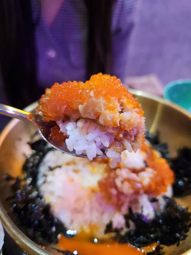 醬油蟹膏蟹肉拌飯