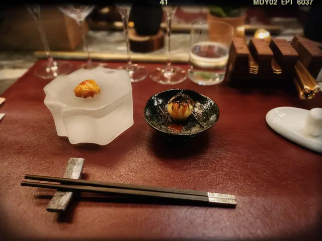 韓式阿拉斯加皇帝蟹天婦羅、炸煙肉果醬冬甩