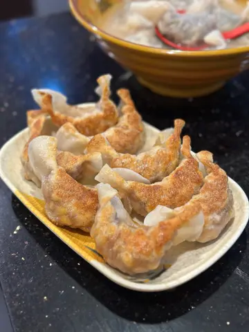 鮮肉香菇粟米餃