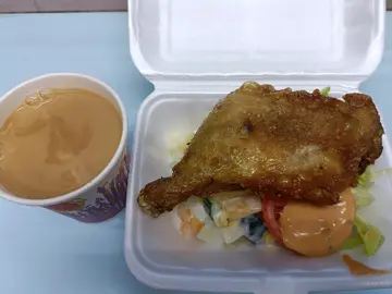 下午茶餐: 雞脾沙律