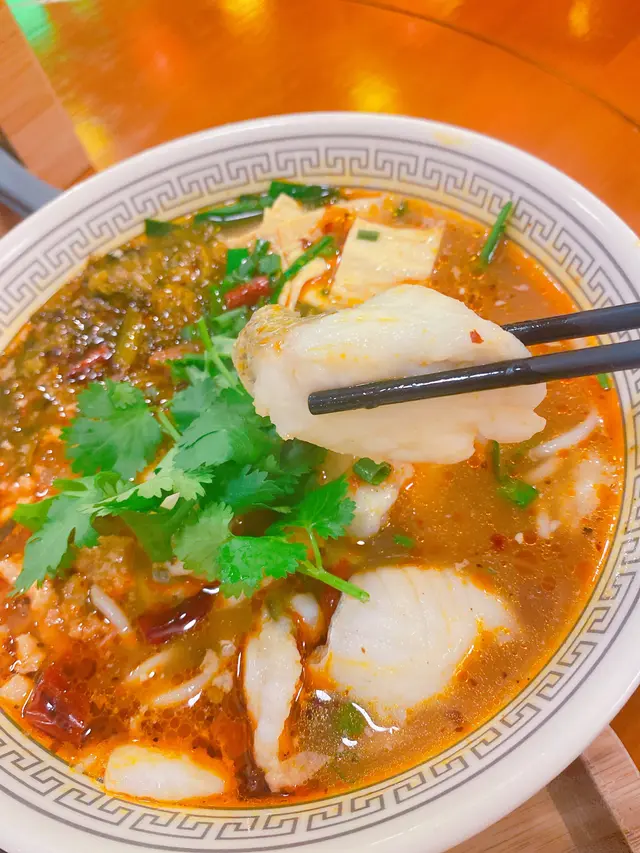 水煮魚小鍋米線