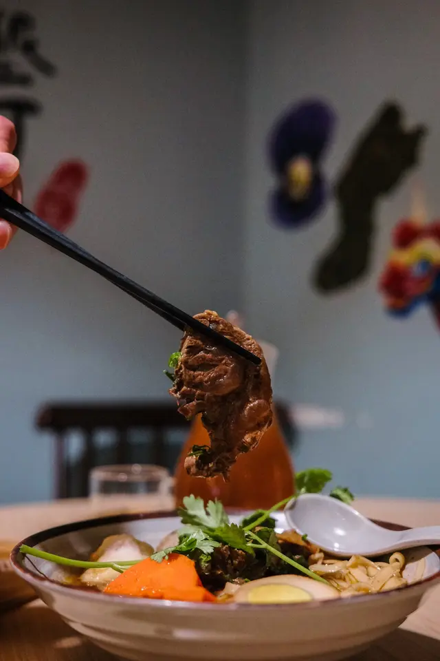 豐盛台灣牛肉湯麵